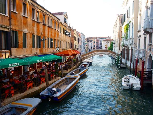 10481914_10153436723819123_8900676060377079525_o