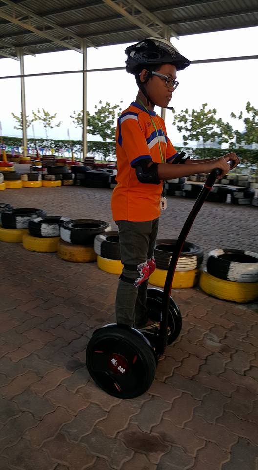 14199740_10210449460863404_5833103826541622433_n